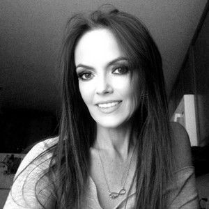 Meet your Posher, Tina